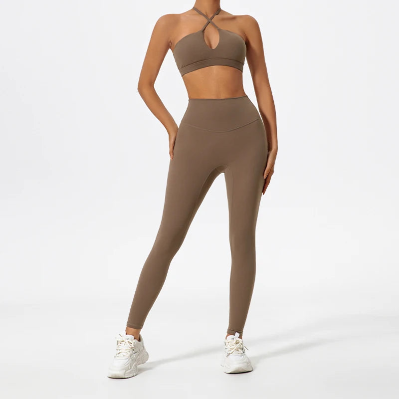 Two-Piece Women’s Sports Set – Cross-Front Yoga & Gym Outfit