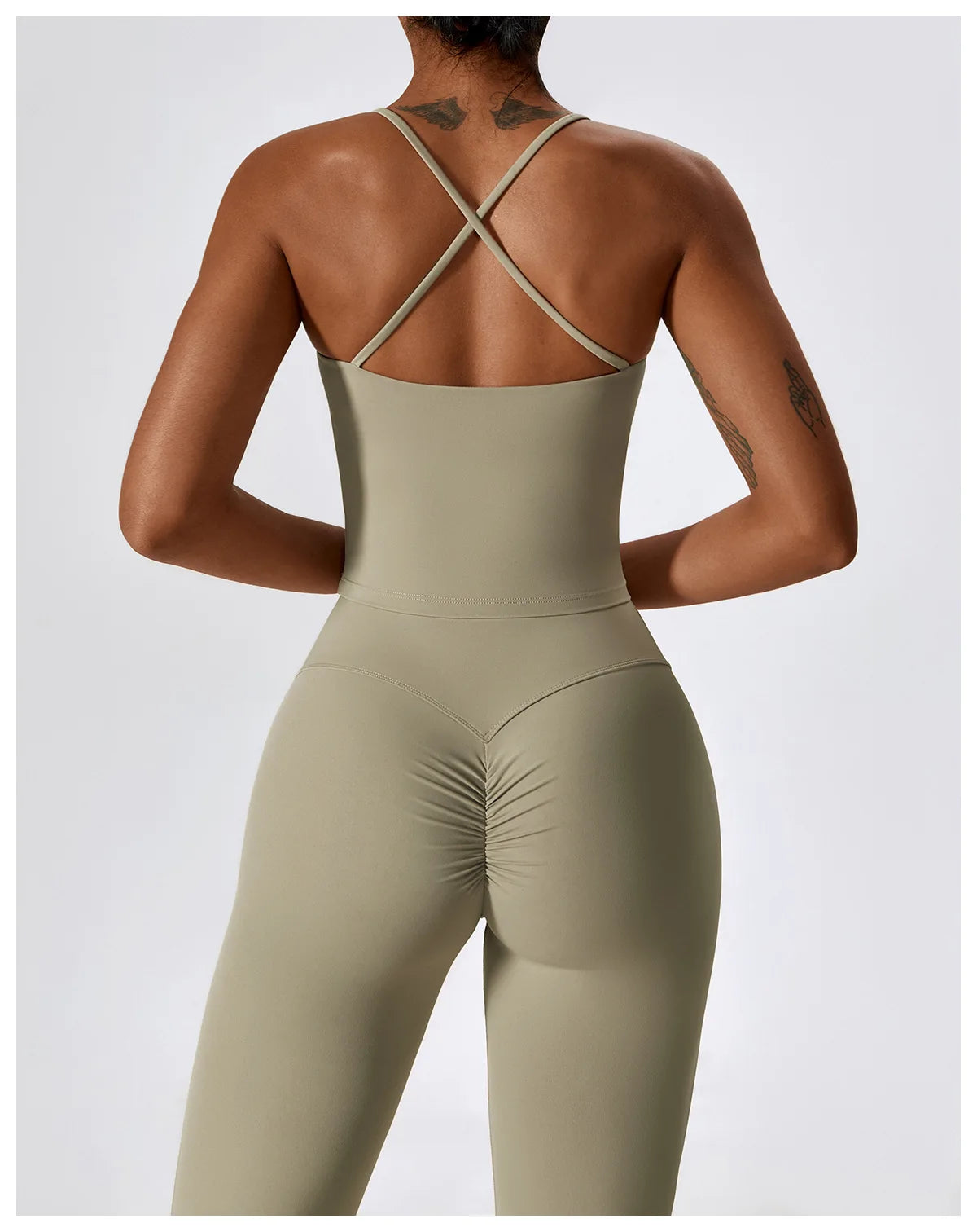2PCS Seamless Women’s Yoga Set – Sports Bra & Leggings