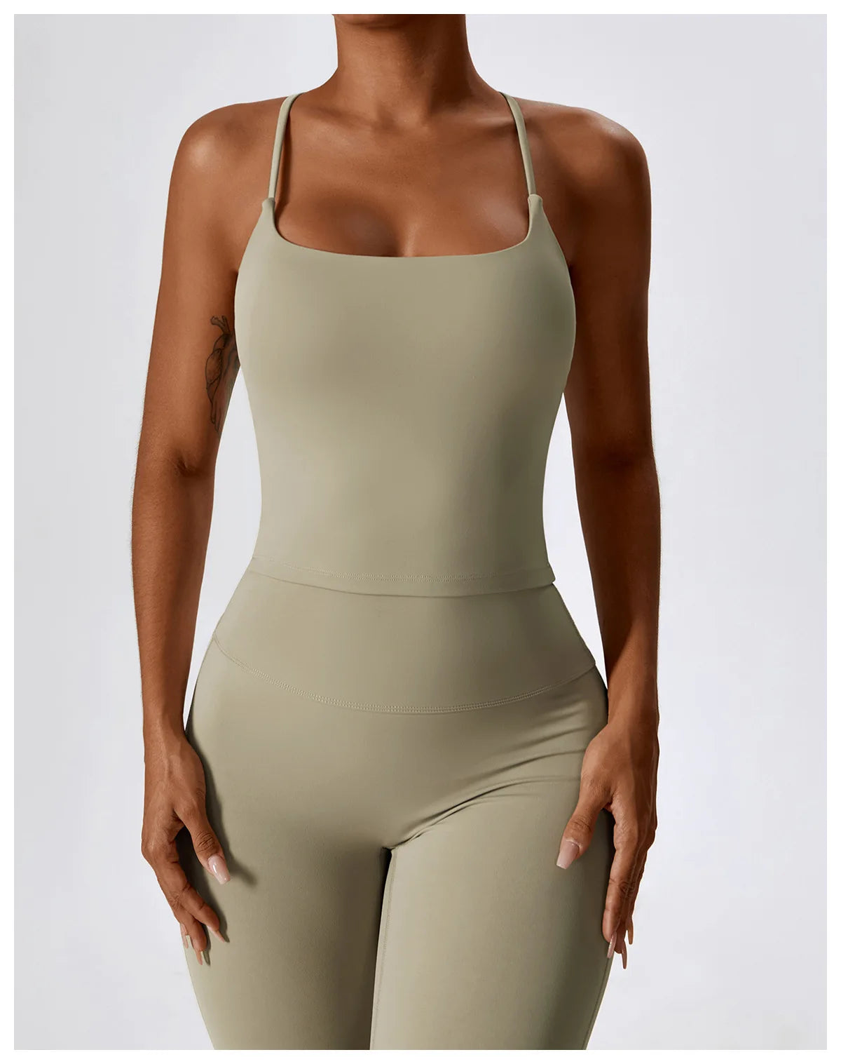 2PCS Seamless Women’s Yoga Set – Sports Bra & Leggings