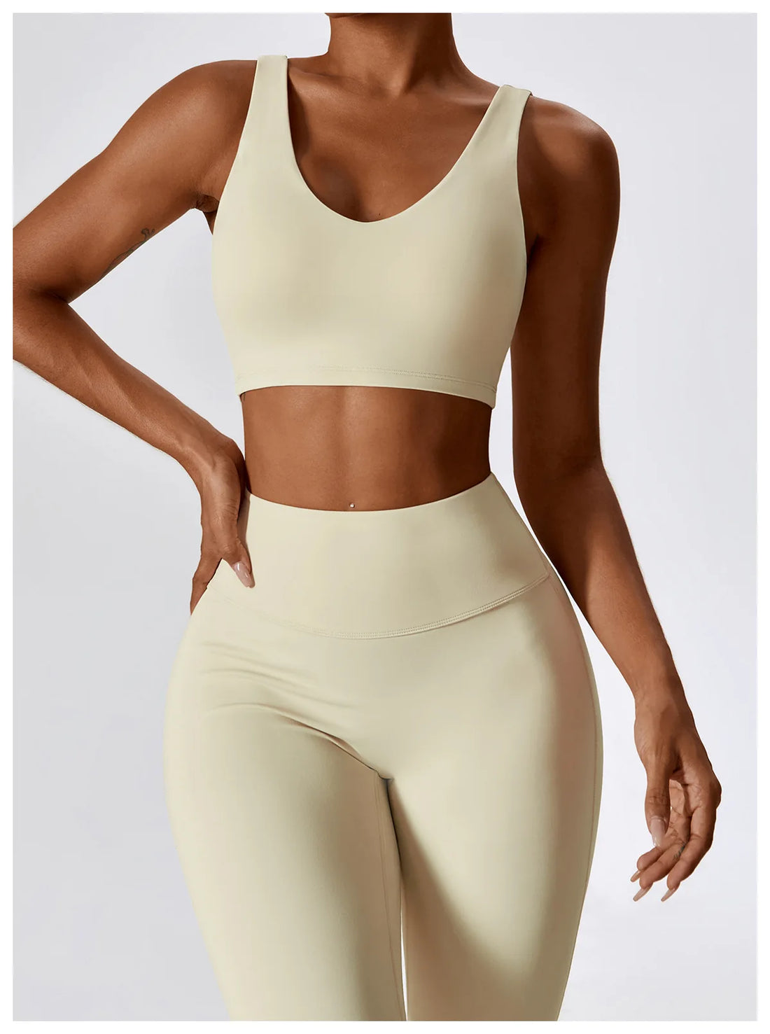 2PCS Seamless Women’s Yoga Set – Sports Bra & Leggings