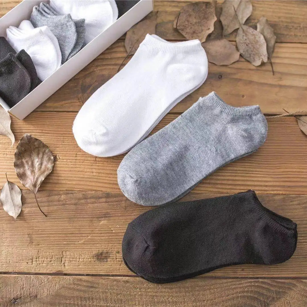 Women’s Breathable Cotton Ankle Socks – Solid Color Boat Sports Socks