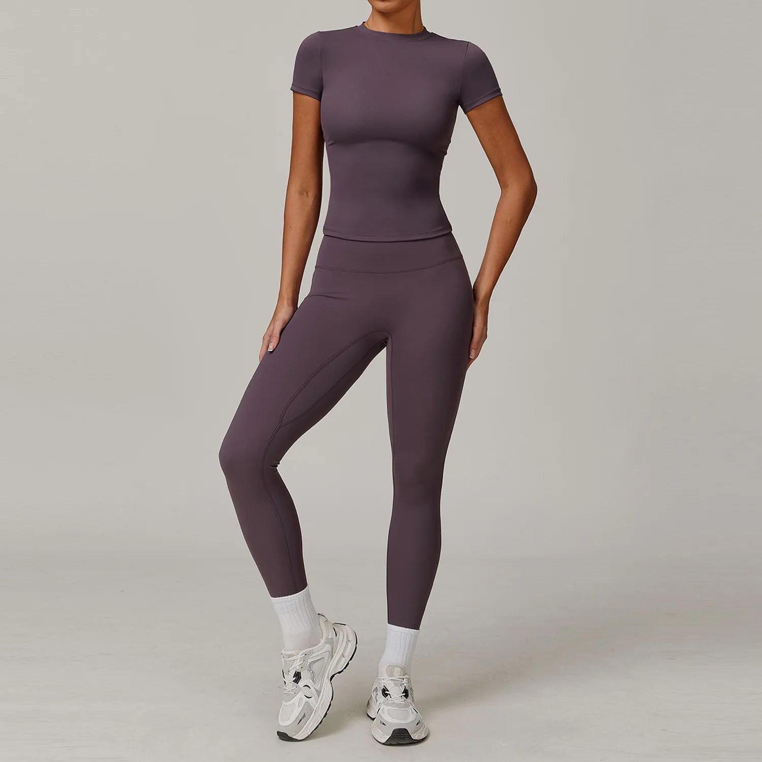 Women’s 2PCS Yoga & Workout Set – Long Sleeve Top & High-Waist Leggings/Shorts