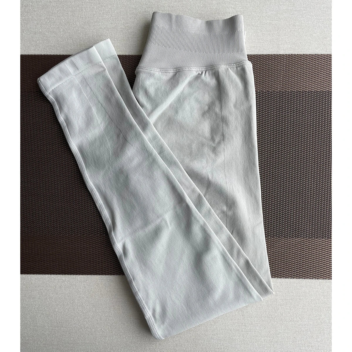 Women’s Seamless Yoga Leggings – Scrunch Bum Fitness Tights
