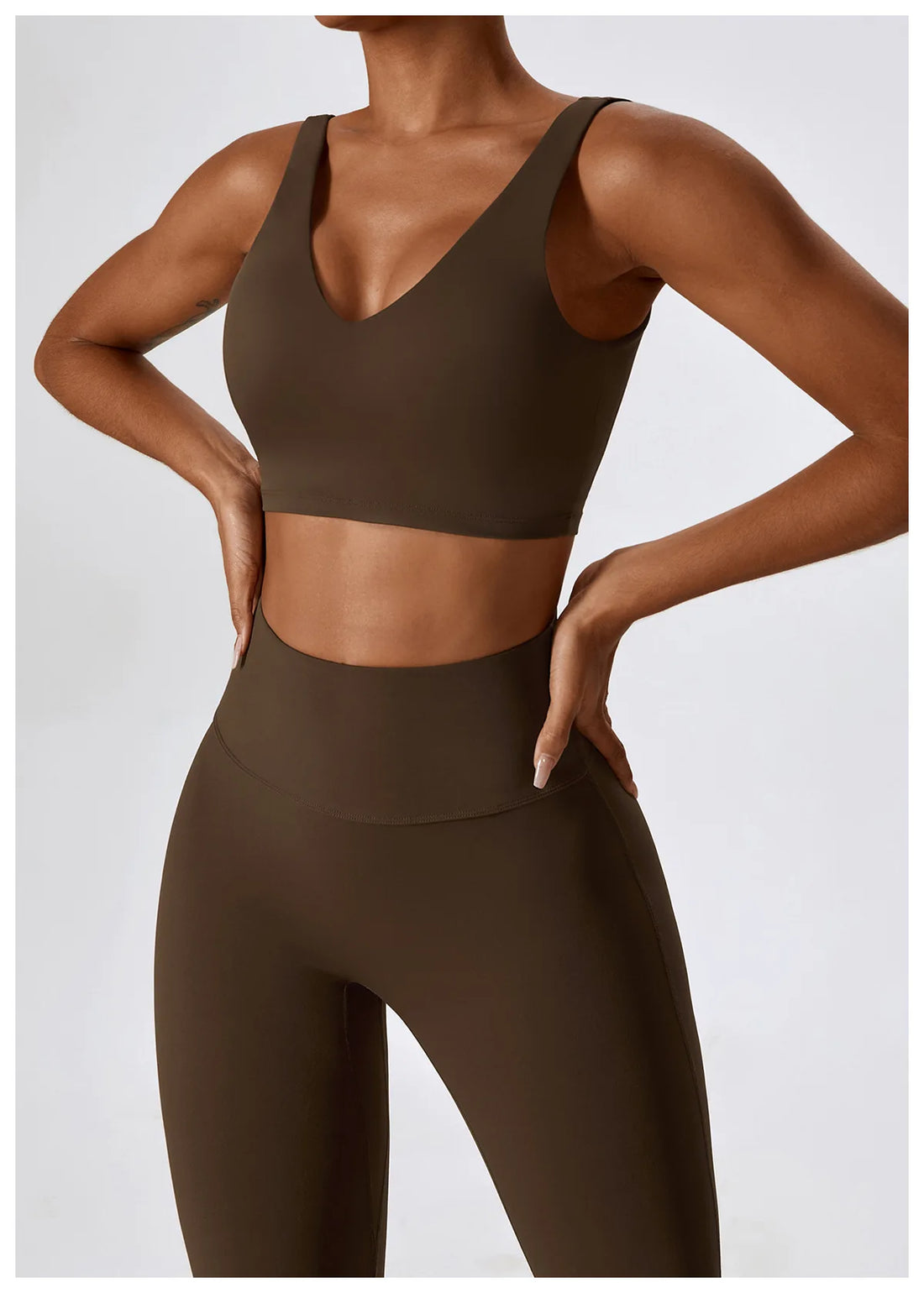 2PCS Seamless Women’s Yoga Set – Sports Bra & Leggings