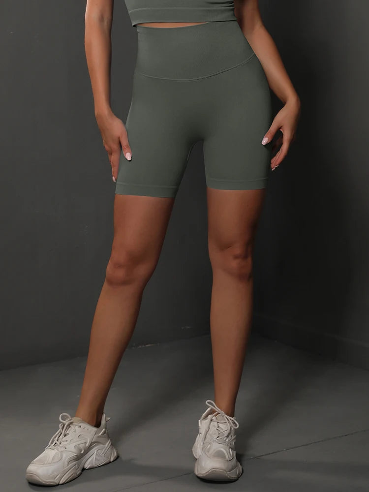 Women’s High-Waist Seamless Yoga & Sports Shorts – Push-Up Gym Workout Shorts