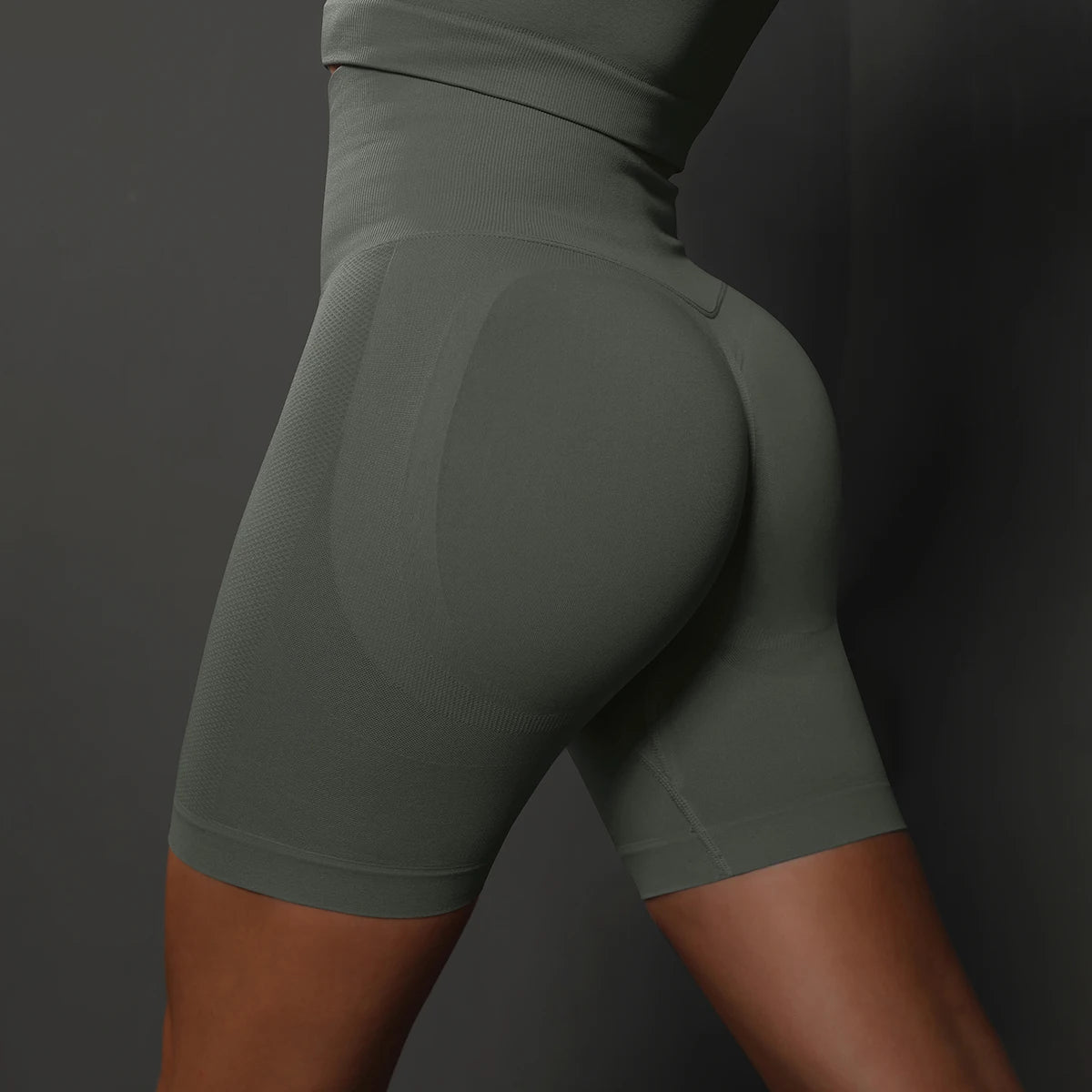 Women’s High-Waist Seamless Yoga & Sports Shorts – Push-Up Gym Workout Shorts