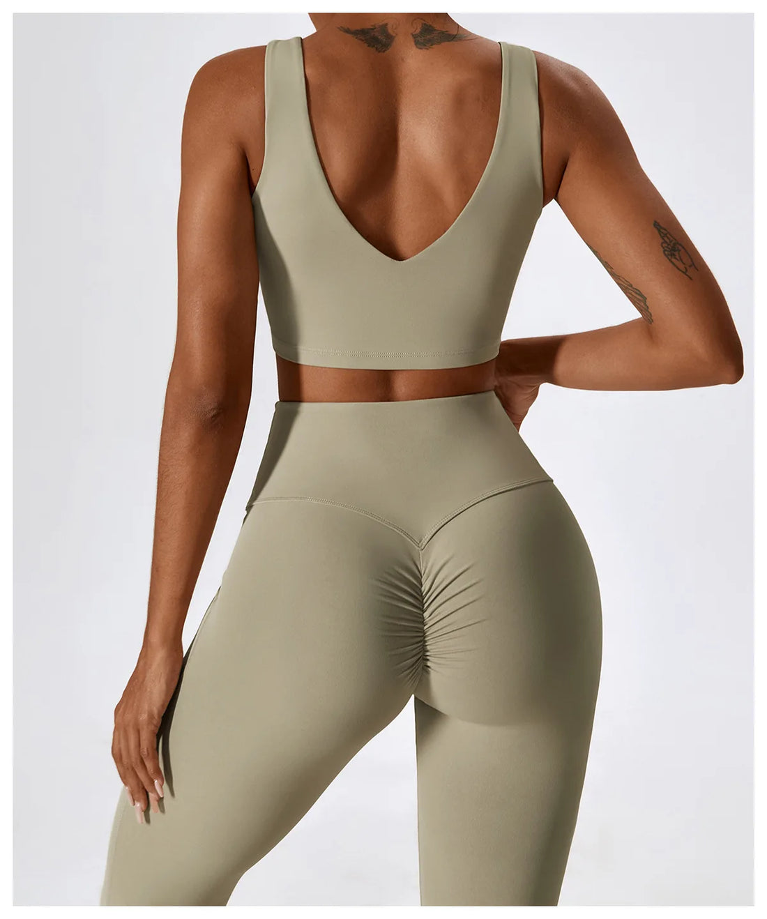 2PCS Seamless Women’s Yoga Set – Sports Bra & Leggings