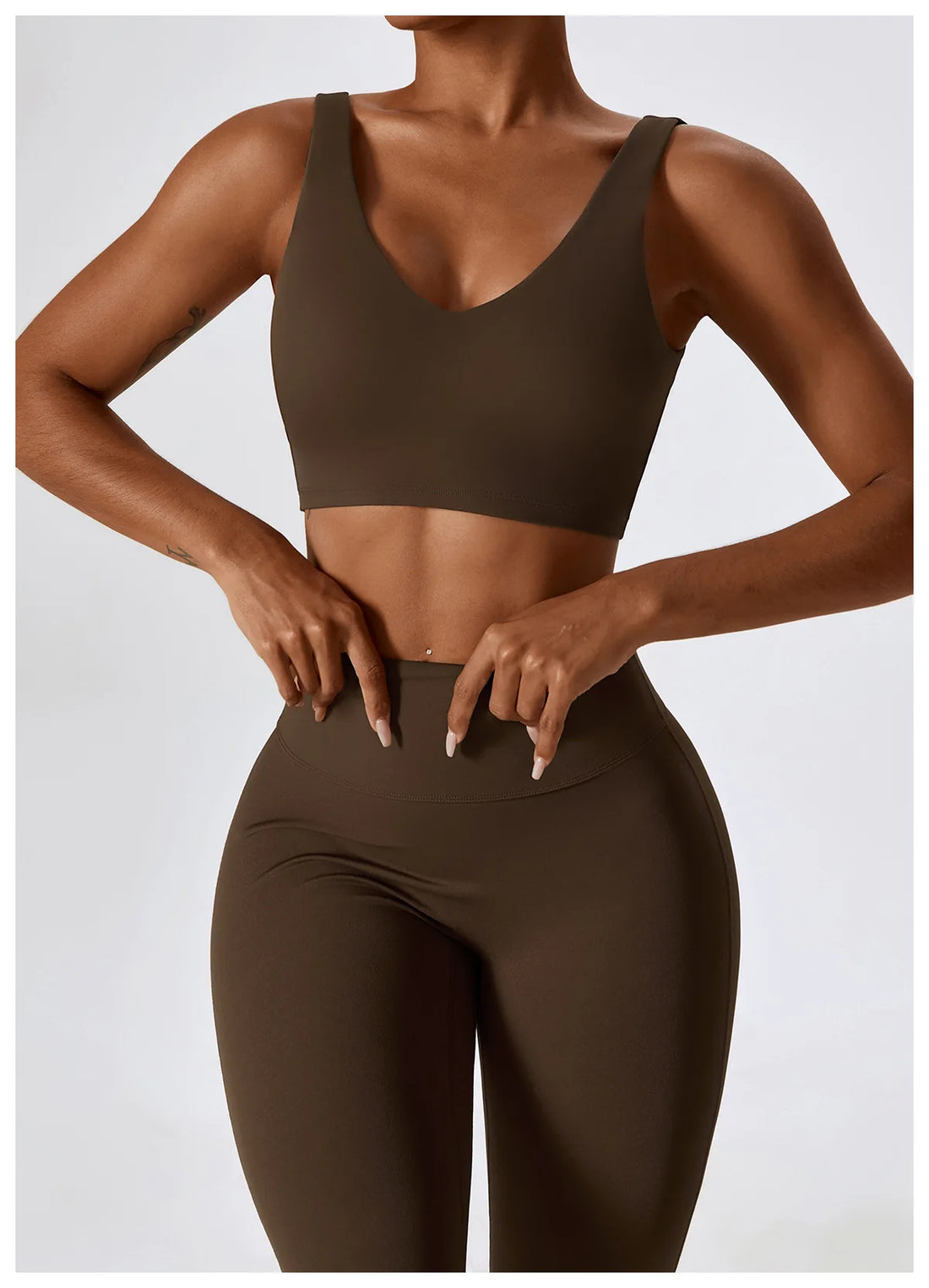2PCS Seamless Women’s Yoga Set – Sports Bra & Leggings