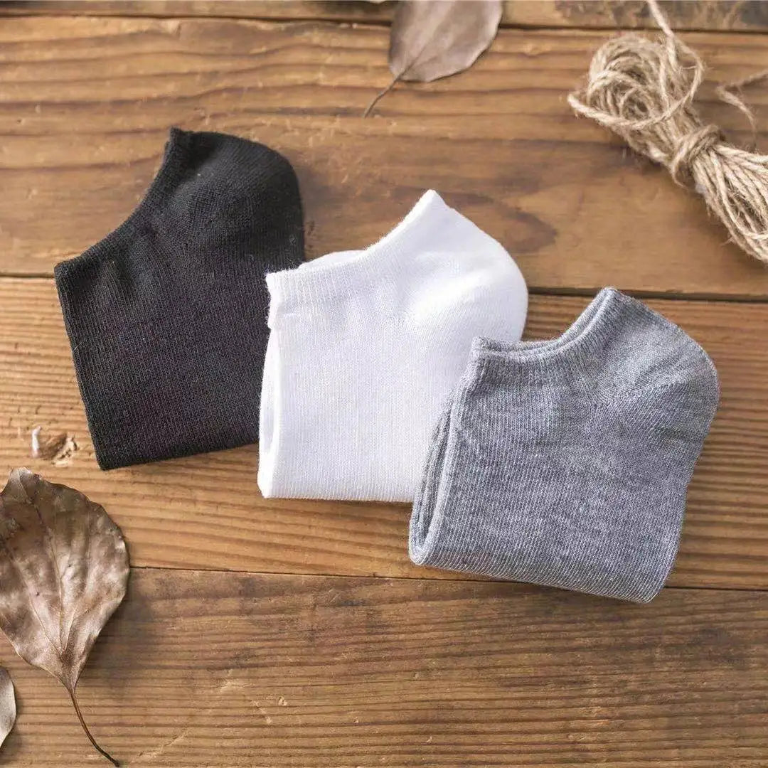 Women’s Breathable Cotton Ankle Socks – Solid Color Boat Sports Socks