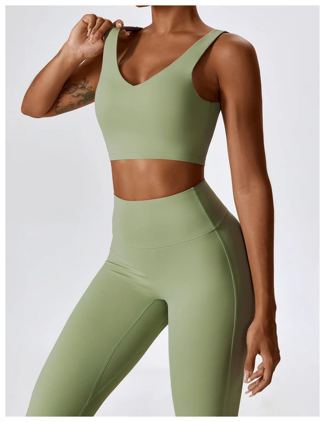 2PCS Seamless Women’s Yoga Set – Sports Bra & Leggings