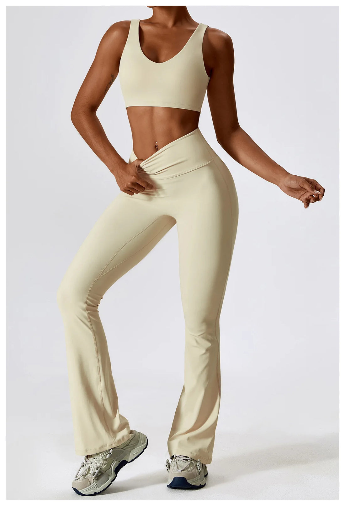 2PCS Seamless Women’s Yoga Set – Sports Bra & Leggings