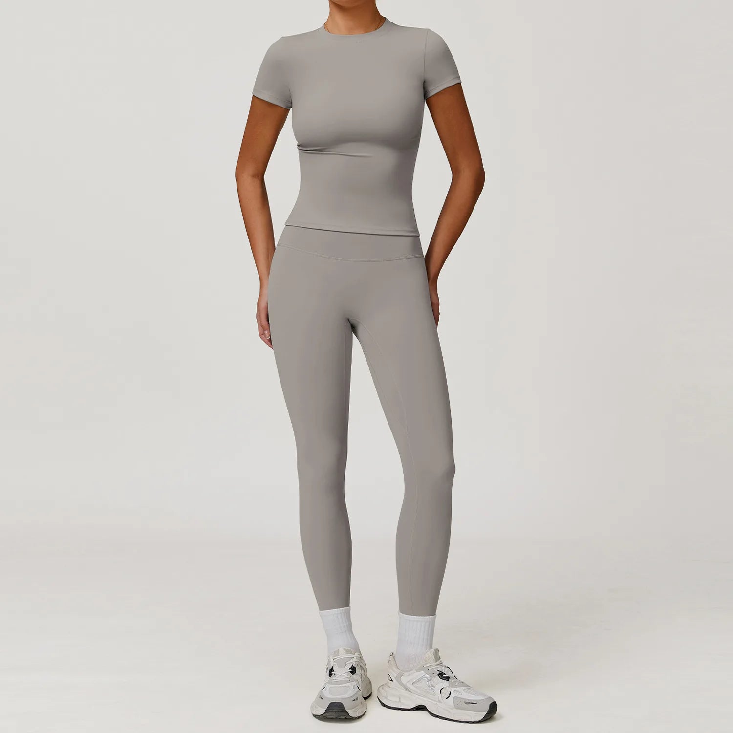 Women’s 2PCS Yoga & Workout Set – Long Sleeve Top & High-Waist Leggings/Shorts