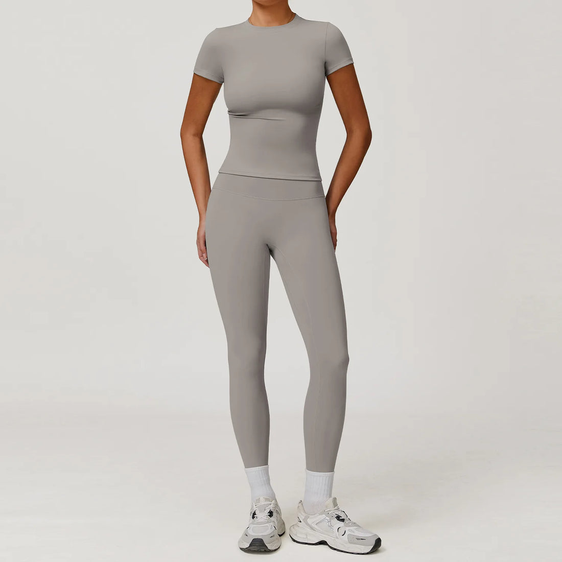 Women’s 2PCS Yoga & Workout Set – Long Sleeve Top & High-Waist Leggings/Shorts