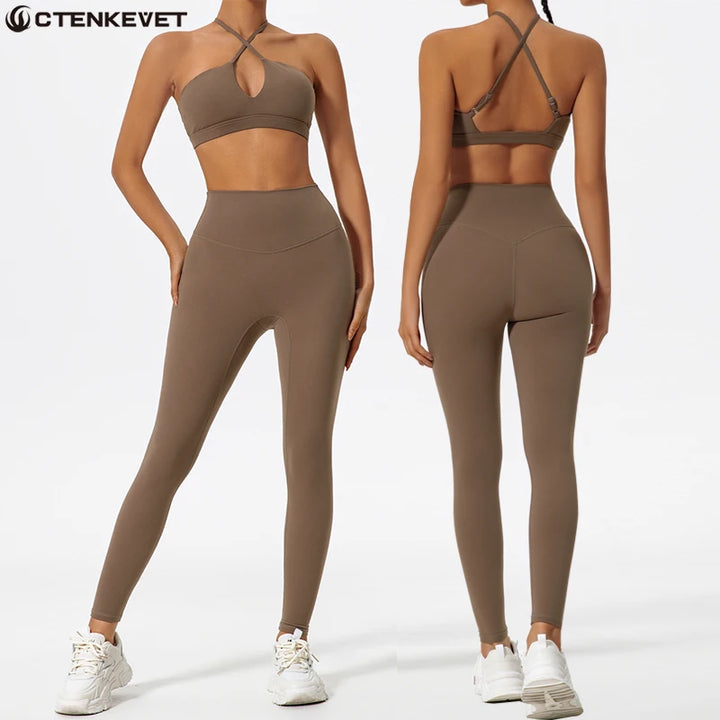 Two-Piece Women’s Sports Set – Cross-Front Yoga & Gym Outfit