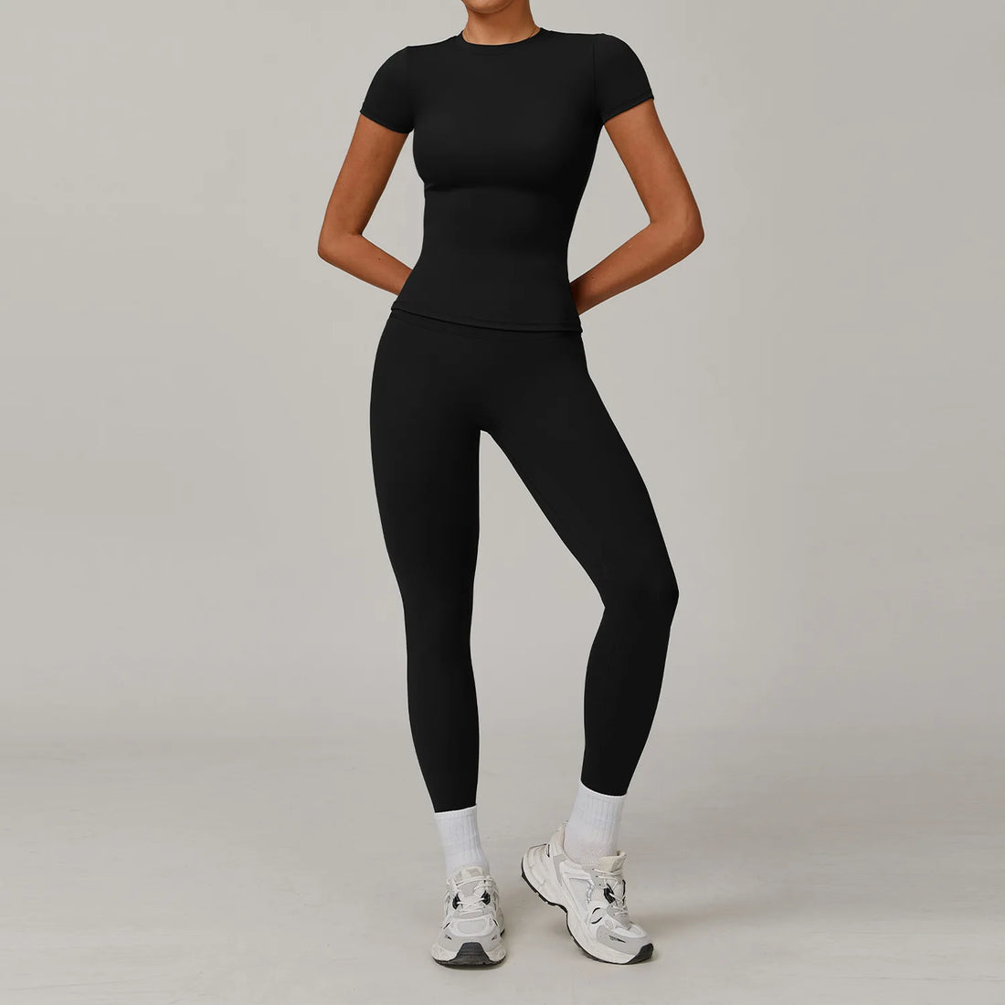 Women’s 2PCS Yoga & Workout Set – Long Sleeve Top & High-Waist Leggings/Shorts